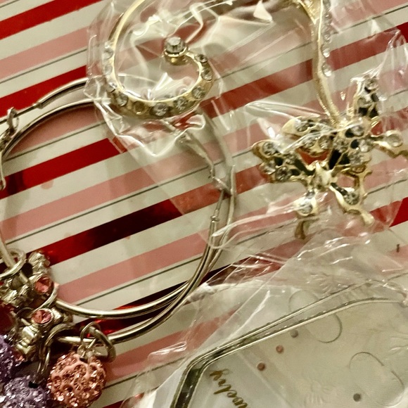 New 11pc. Personalized Jewelry Lot - Picture 7 of 11